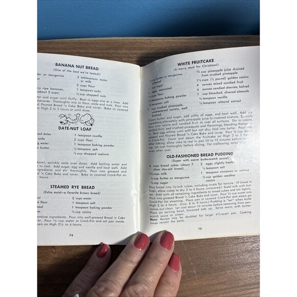 Vintage Rival Crock Pot Electric Stoneware Cooker Recipes Cookbook Cook Book - Picture 12 of 13